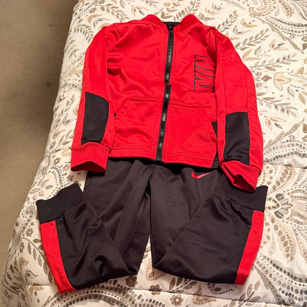 Nike Red and Black Athletic Set